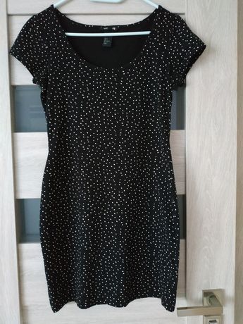 Czarna sukienka w groszki, dopasowana, H&M, rozmiar 36