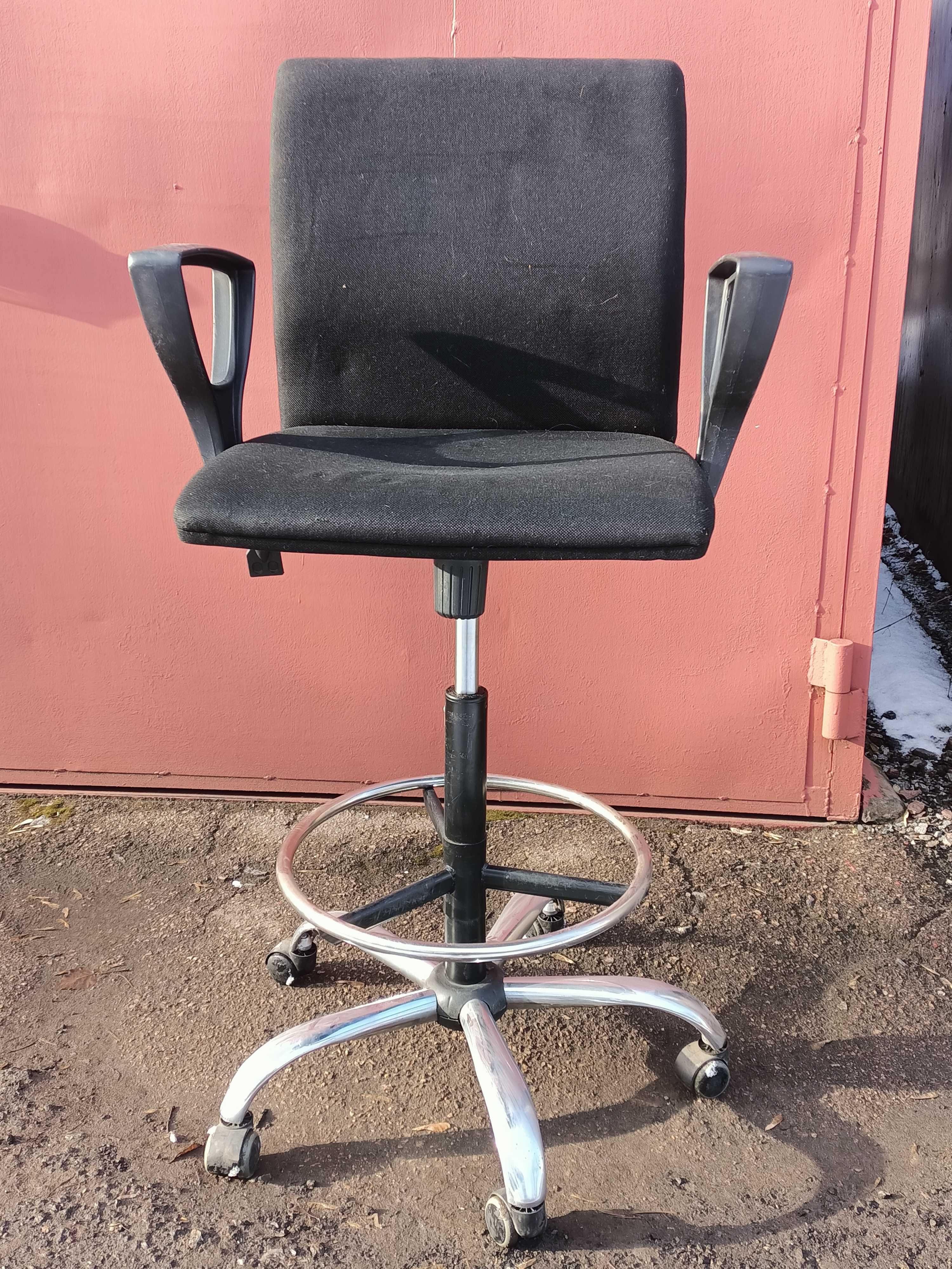 Поворотное парикмахерское кресло / стул с подъёмником на колёсах