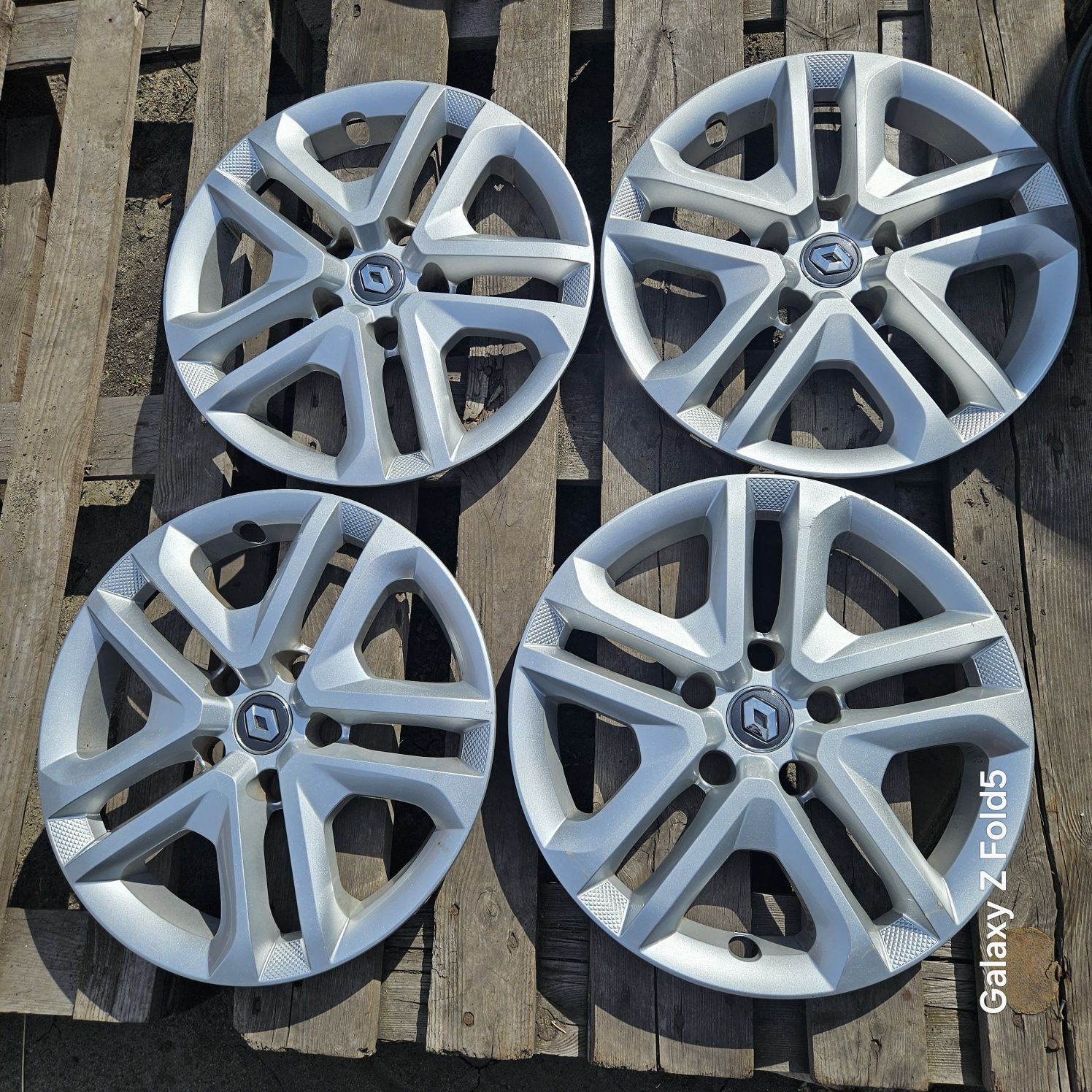 Kołpaki strukturalne 16 Renault Megane IV Megane III Fluence Kangoo