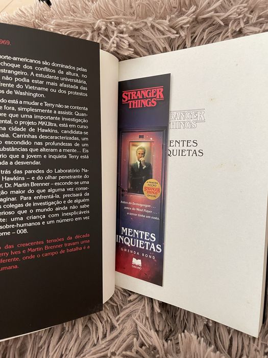 Livro Stranger Things
