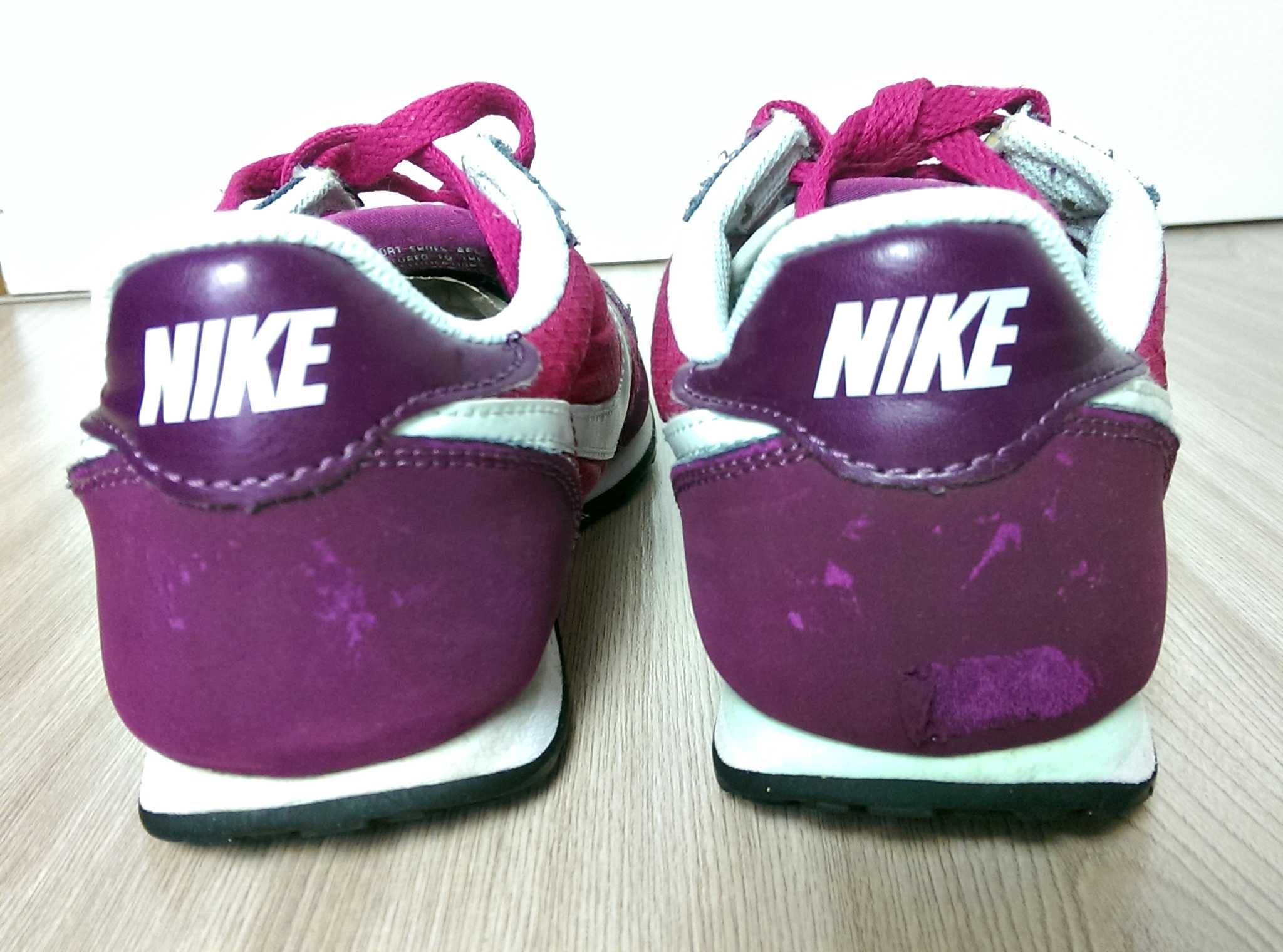 Buty Nike Wmns Genicco 36.5 bordowe różowe fioletowe damskie