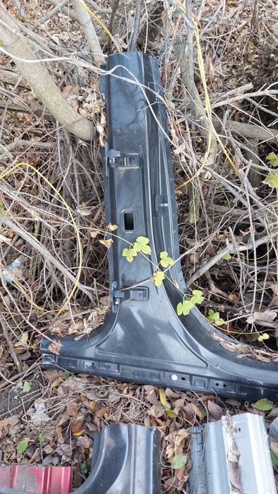 Volvo xc90 II средняя стойка кузова с порогом вольво хс90