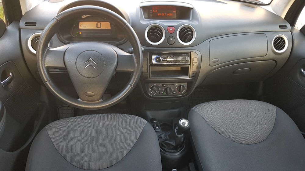 CITROEN C3 1.4benzyna 8v 75km KLIMATYZACJA maly PRZEBIEG bardzoZADBANY