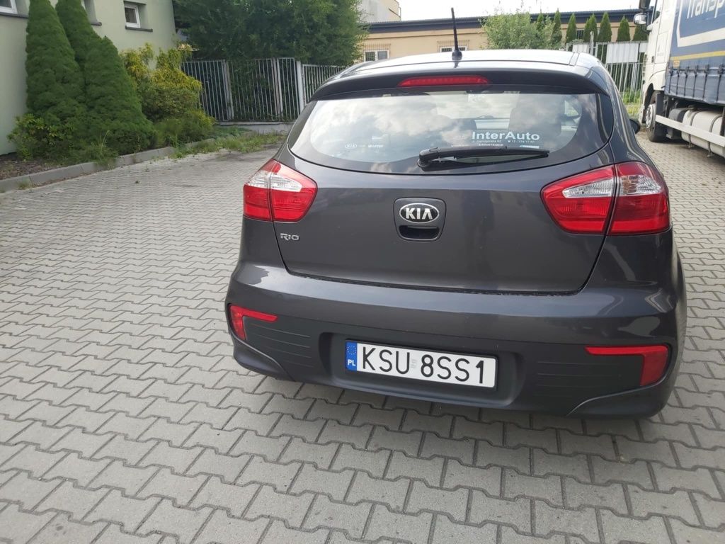 Kia Rio XL 1.2 LPG gaz salon Pl jasny środek