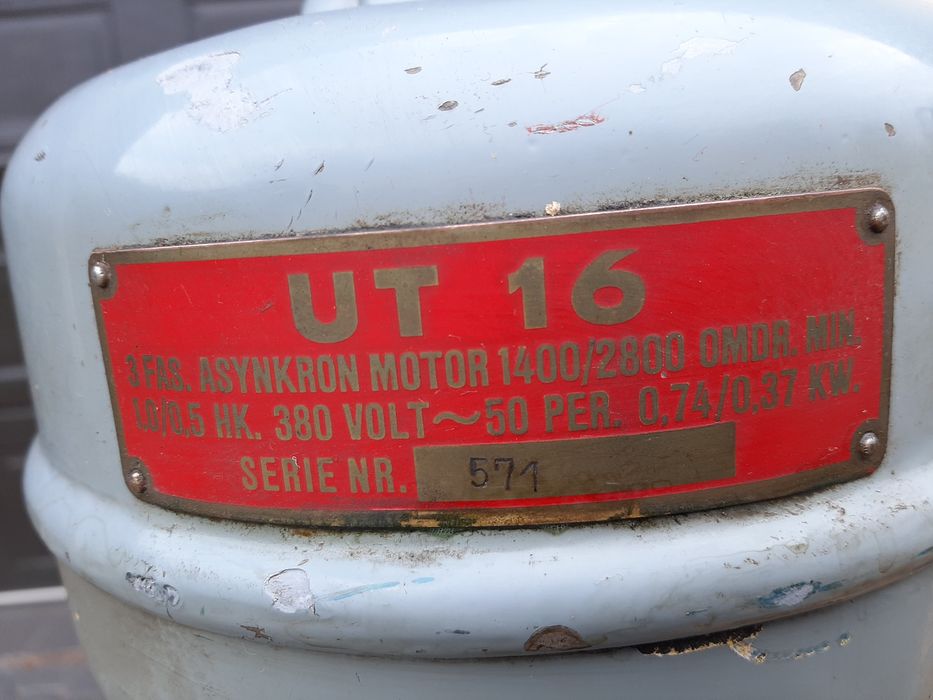 Wiertarka stolowa kolumnowa UT16 (ala WS15 WS-15 WS16 WS-16 )