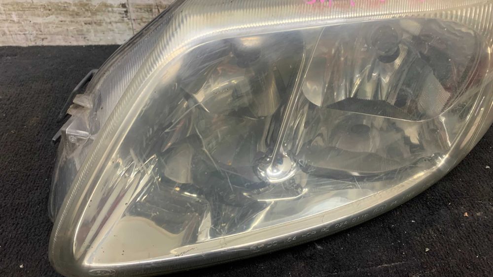 Chrysler Voyager IV 4 Reflektor Lampa Przód Przednia Lewa LP