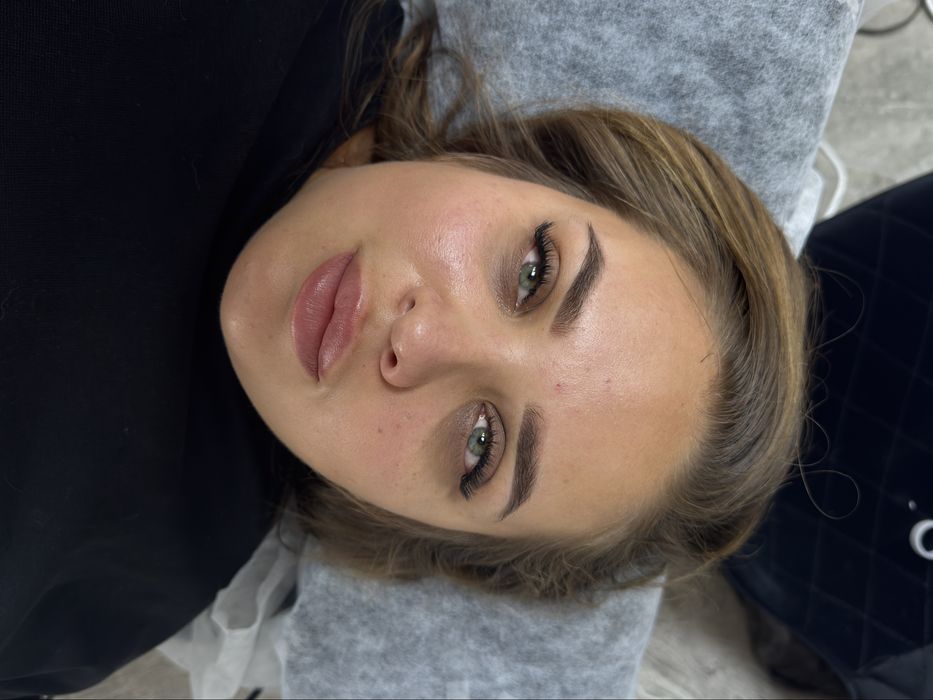 Нарощування вій Київ/ Наращивание ресниц Киев/ перманентний макіяж