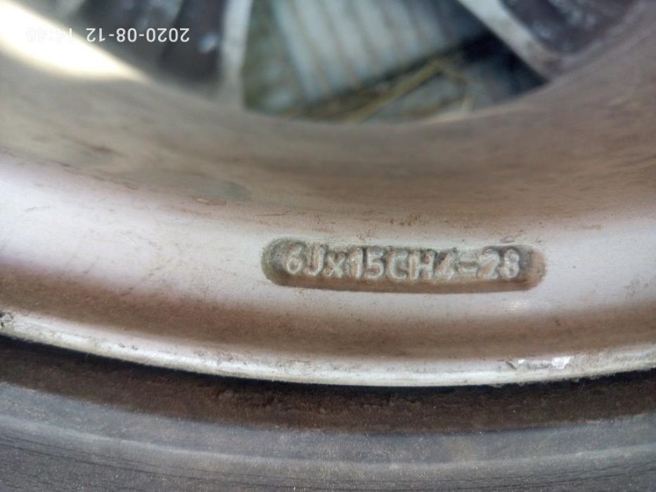 Диск пежо R15 4 108 .