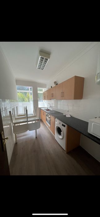 Arrenda se apartamento T4