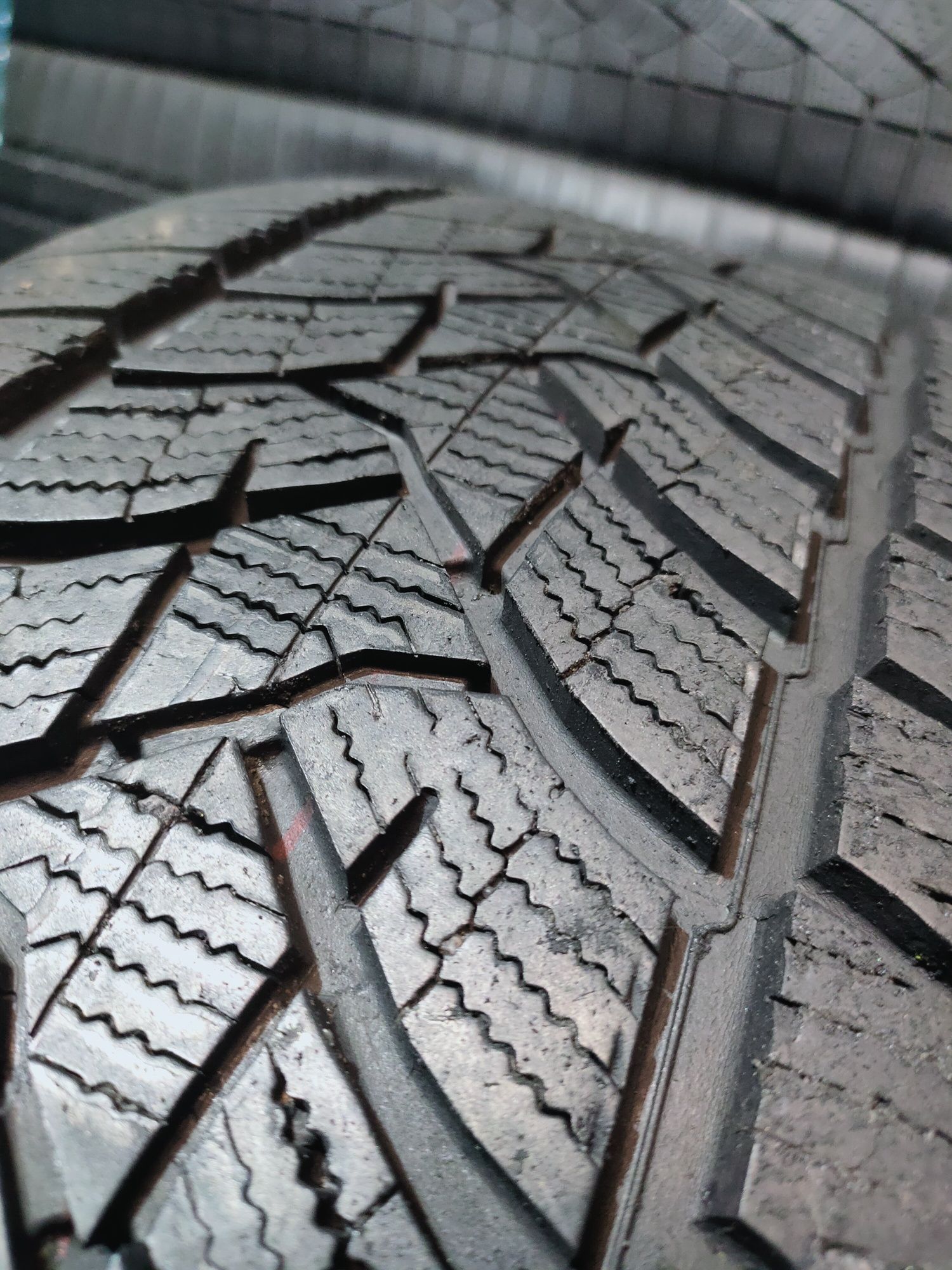 235/55R17 Dunlop Winter Sport 5 2017r 7,2mm