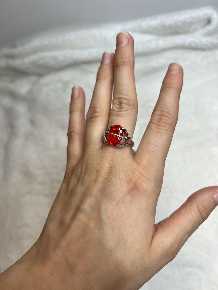 Pierścionek metal metalowy elegancki szykowny classy klasyczny basic