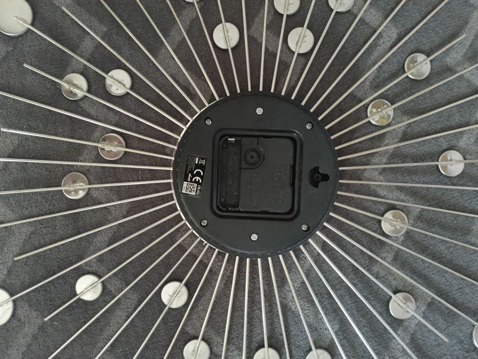 Zegar ścienny - jak nowy