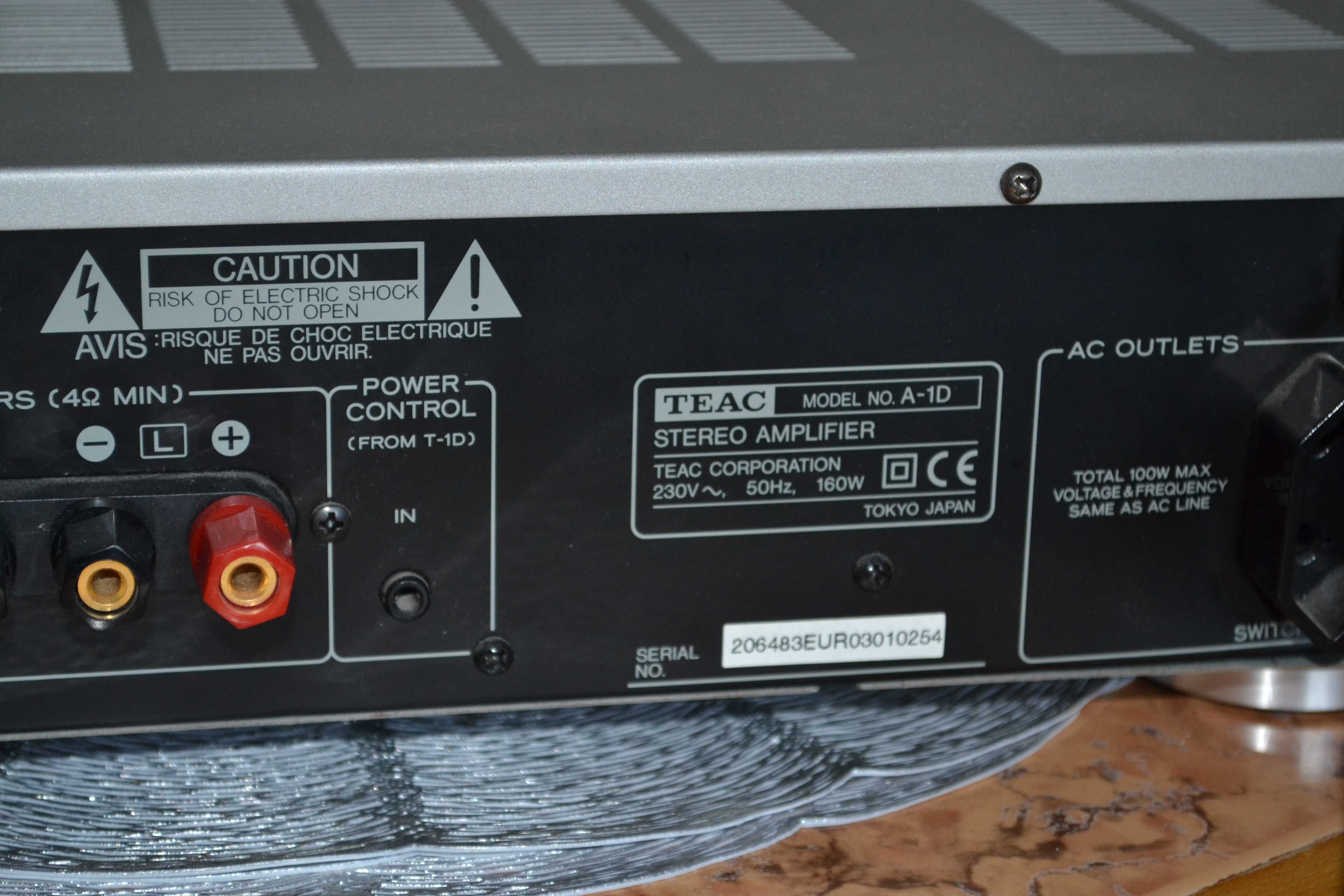 Wzmacniacz TEAC A1 D made in Japan