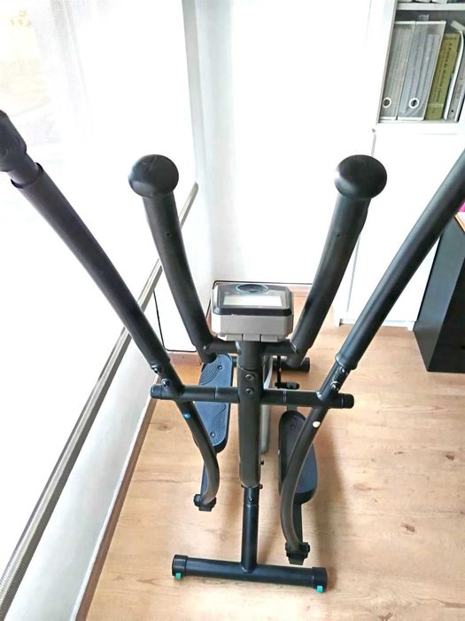 Elíptica DOMYOS E-Essential + 06 – Decathlon