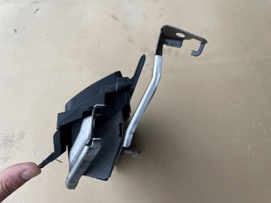 Подушка в коліна Lexus NX 2015-2021р Колени АИРБЕГ