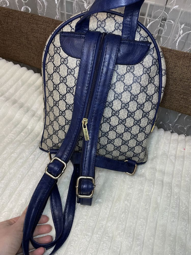 Рюкзак  Сумка gucci