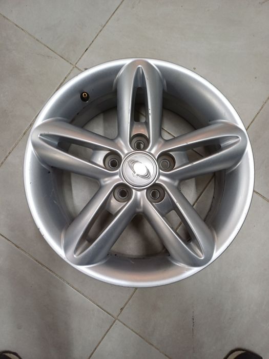 5 112 16 Ssang Yong Korando original, Volkswagen, Seat