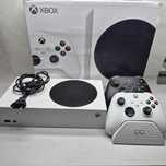 Xbox Series S 2 pady ładowarka 500 GB; Komis Jasło Igielna