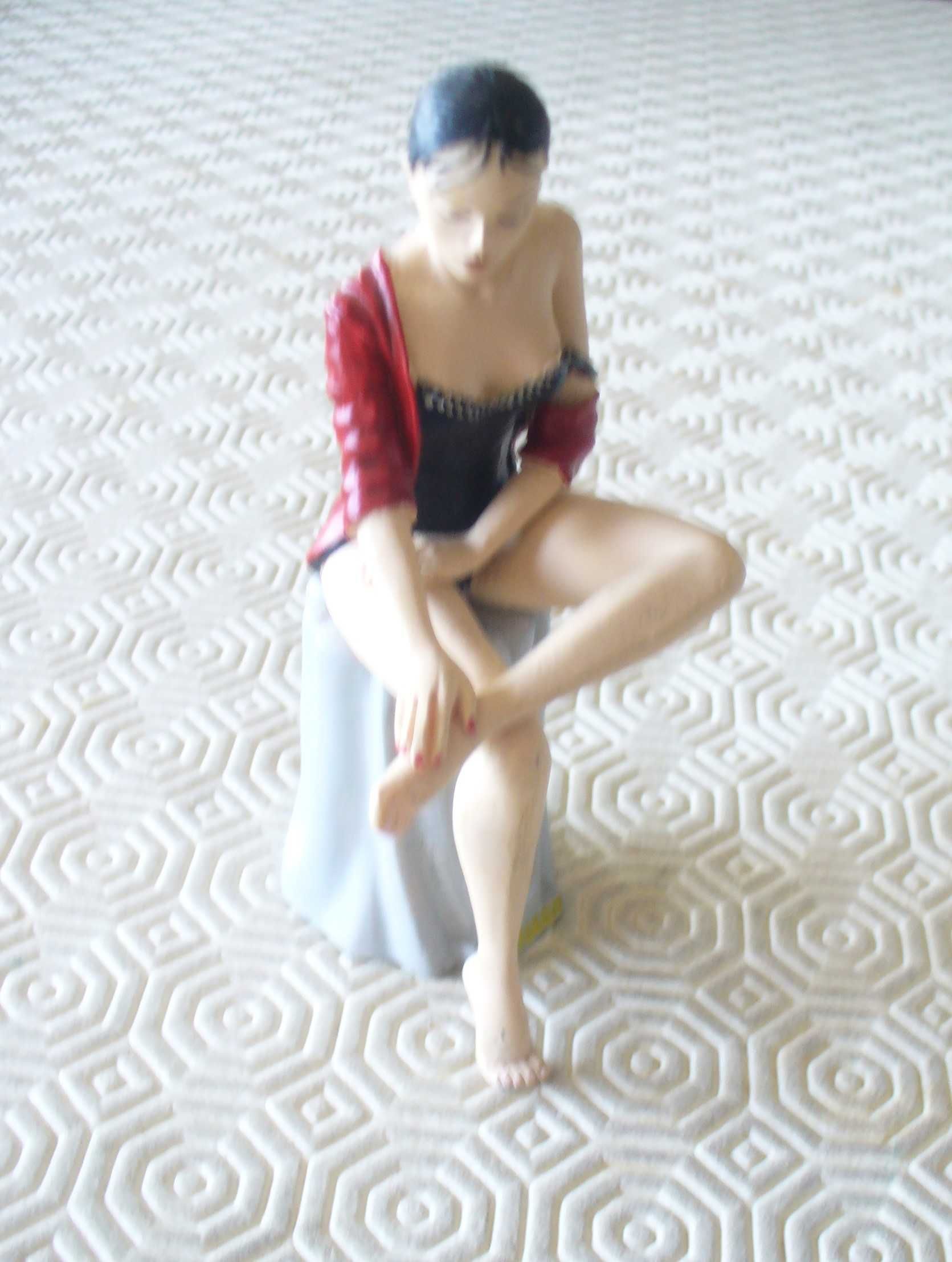 Manara - boneca resina 16 cm - personagem Cláudia