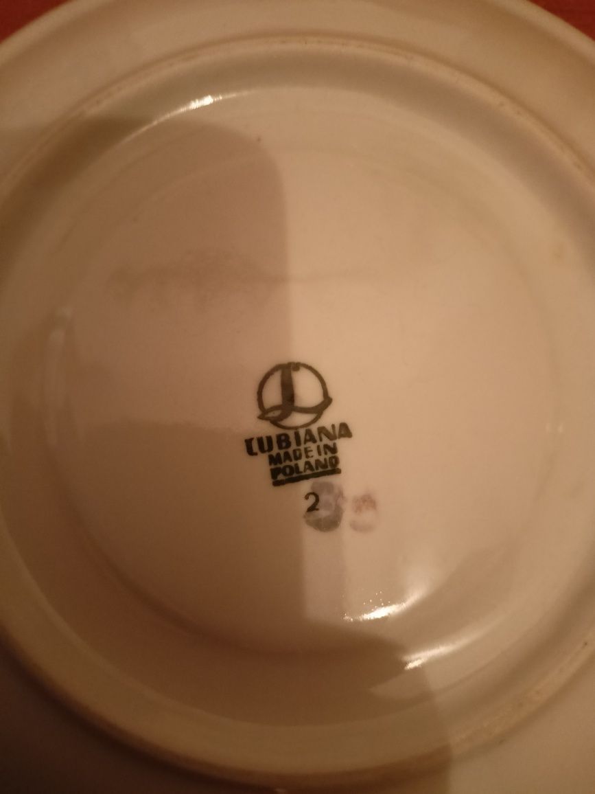 Talerzyk pod filiżankę Lubiana 2 spodek porcelana kwiatki niebieskie