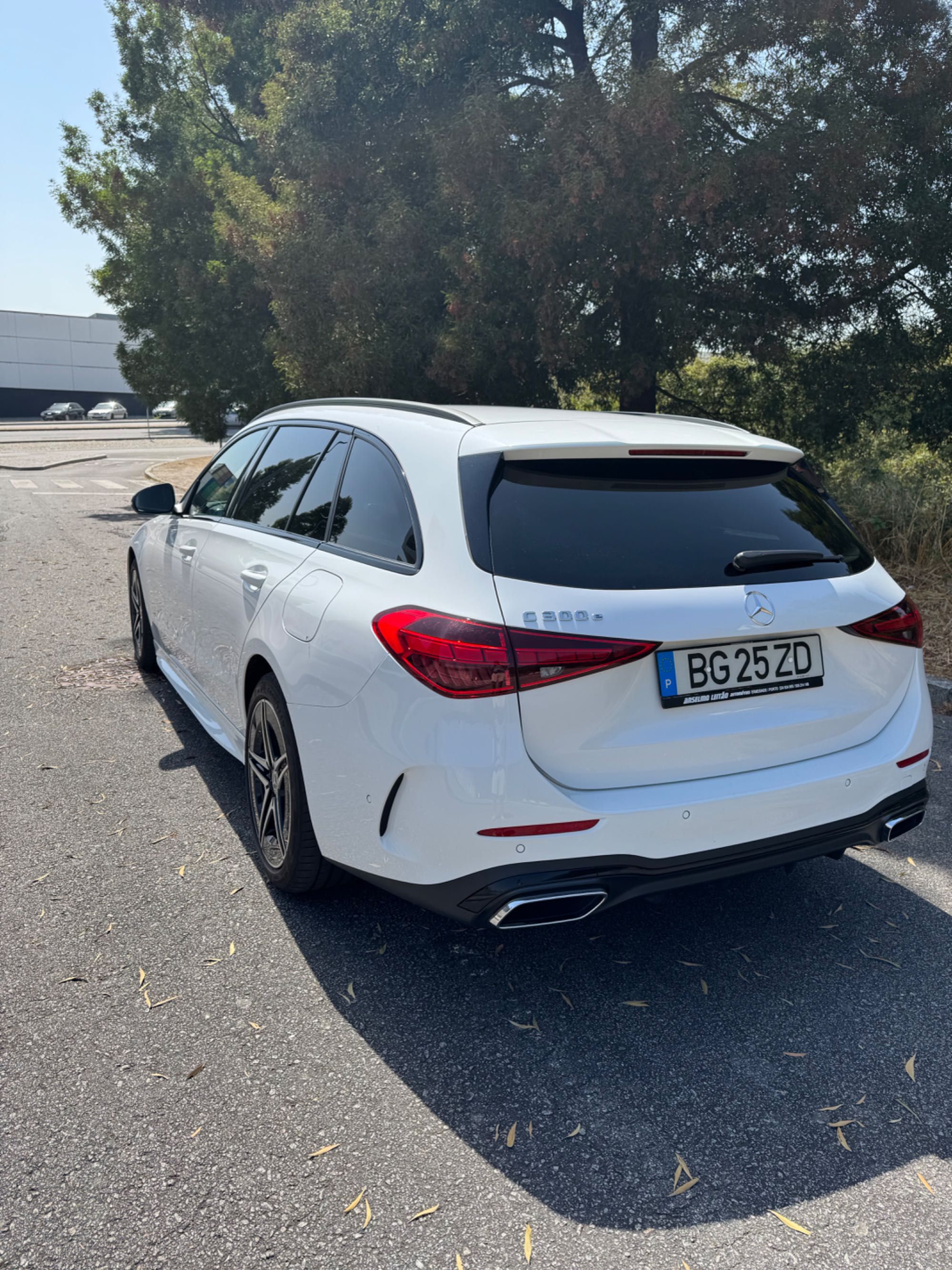 Mercedes C300e AMG