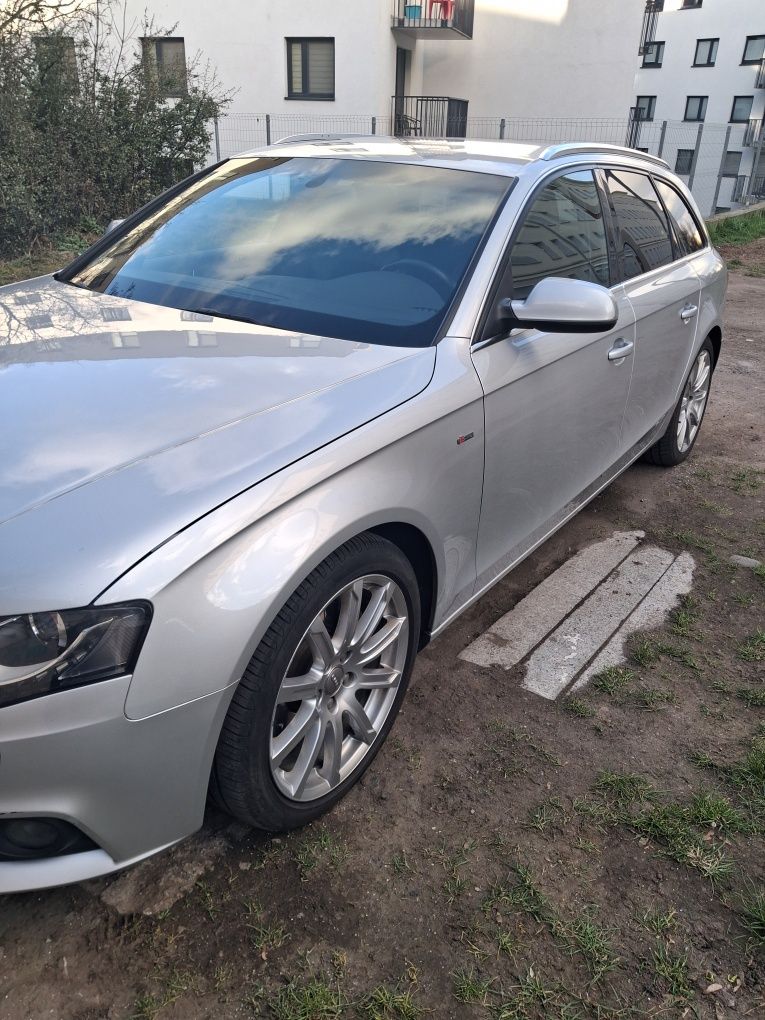 Audi a4 b8 2011r