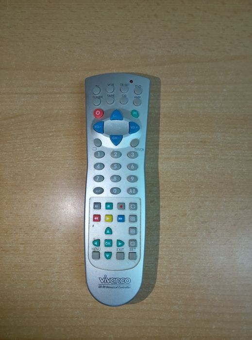 Uniwersalny pilot do telewizora TV VIVANCO UR89