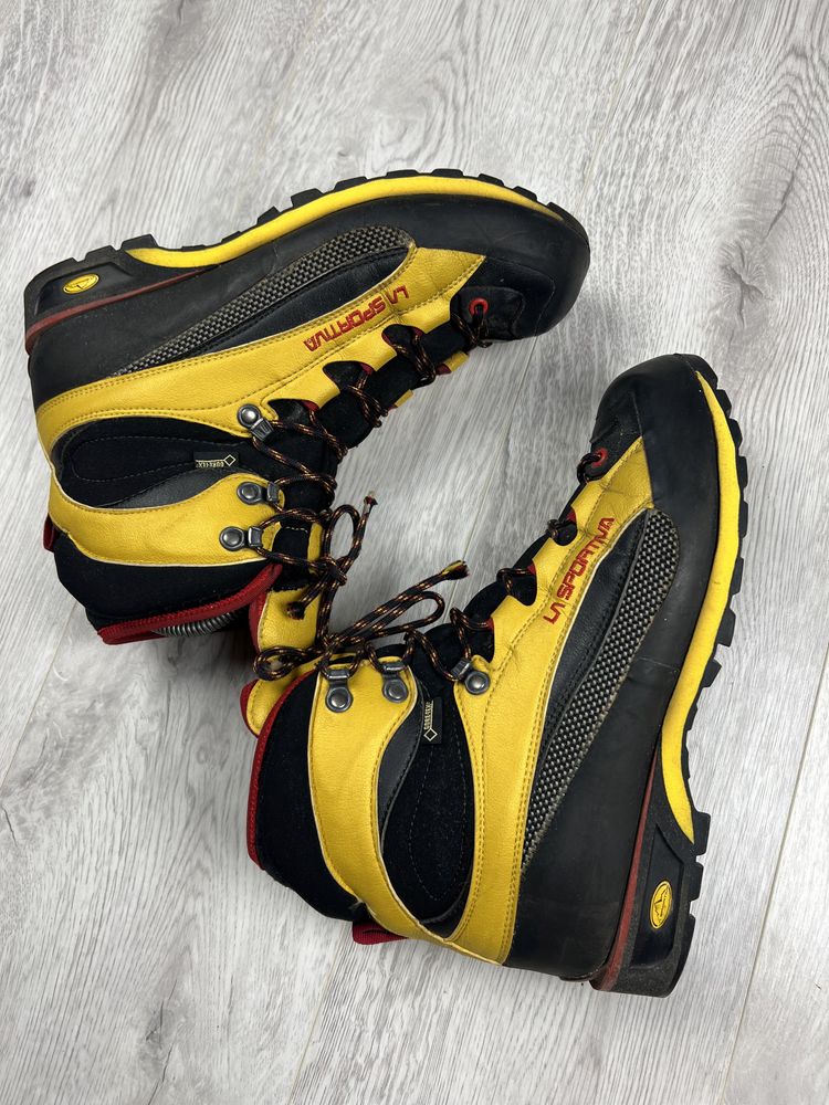 Ботінки черевики La Sportiva Gore Tex  43 розмір 27.5 cм