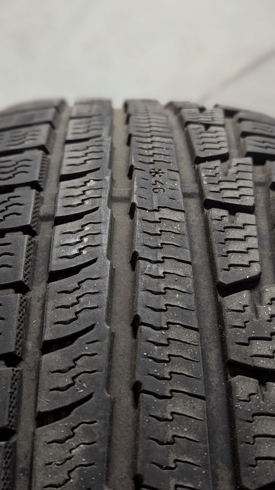 Opony Nokian WR A3 215 55 r16  97 H XL zimowe 3szt