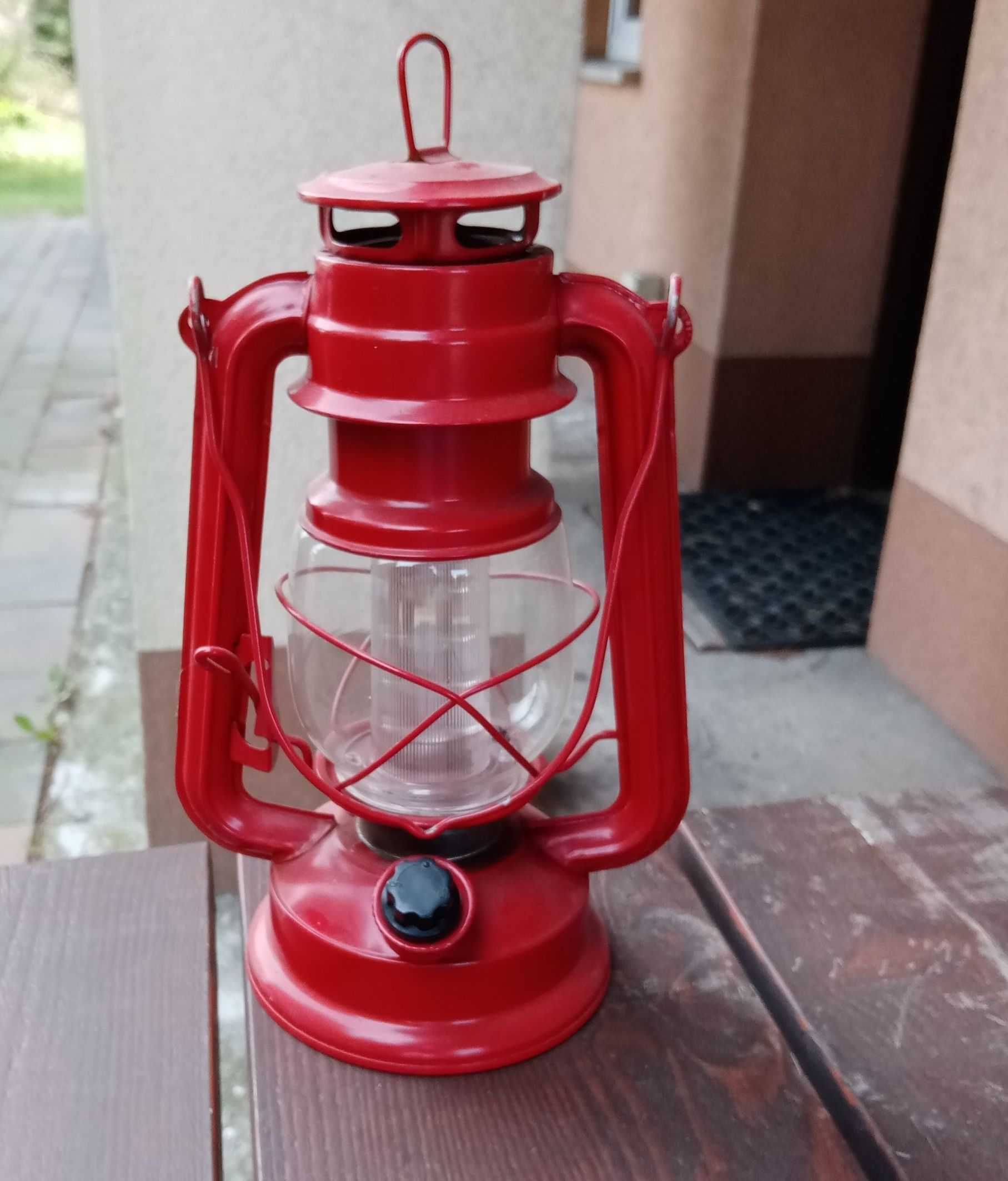 lampa sztormowa kampingowa LED, czerwona