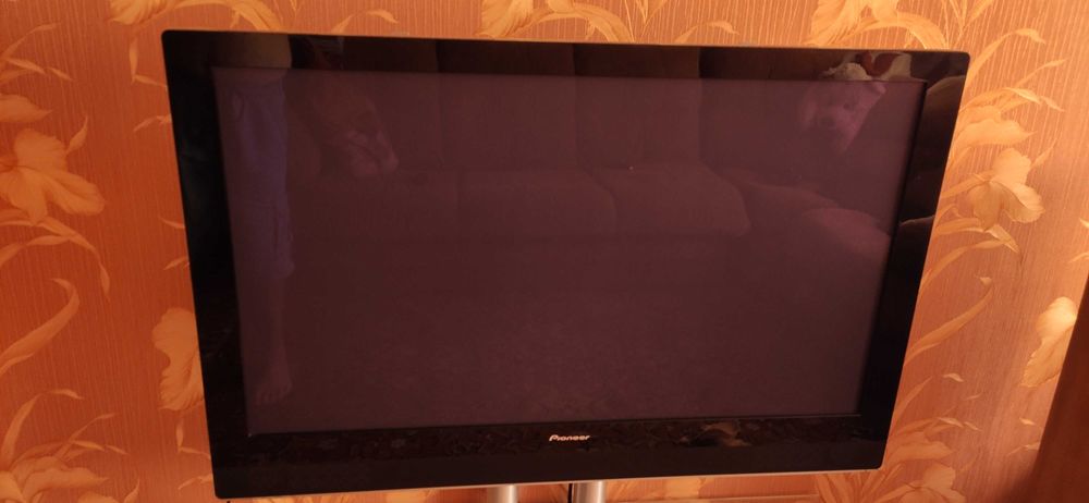 Продам плазменный телевизор Pioneer.