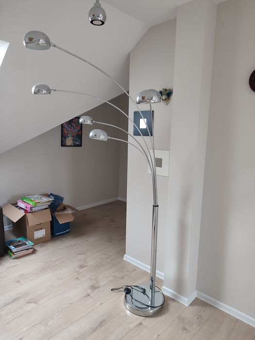 Lampa podłogowa z 5 lampkami srebrna