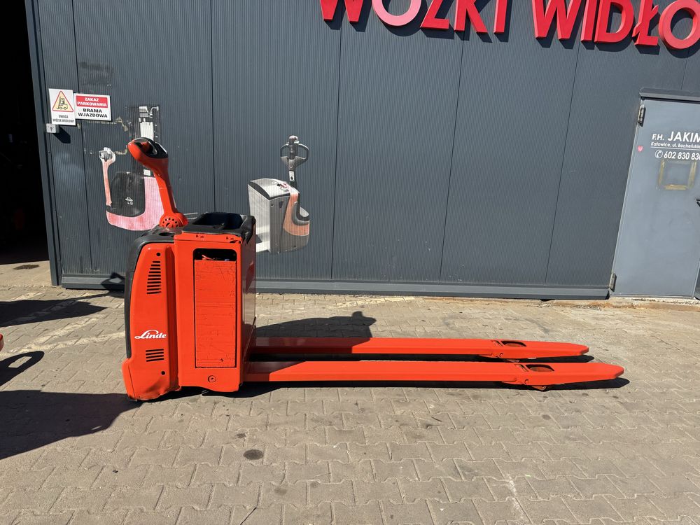 Paleciak elektryczny Linde 3000 kg widły 240 cm 3000 kg 2017 r