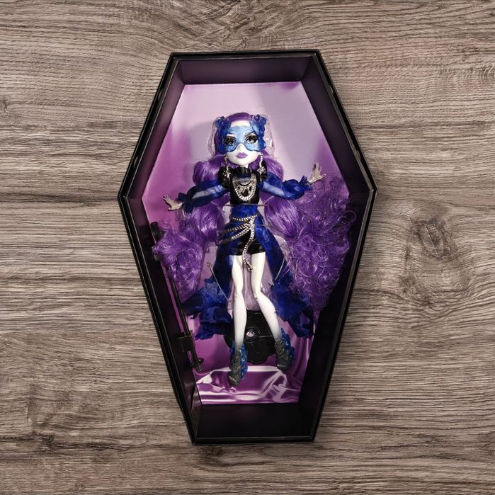 Monster High Midnight Runway Spectra Vondergeist Doll