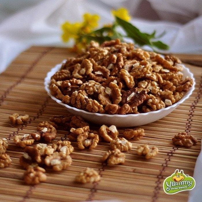 Волоський горіх чищений