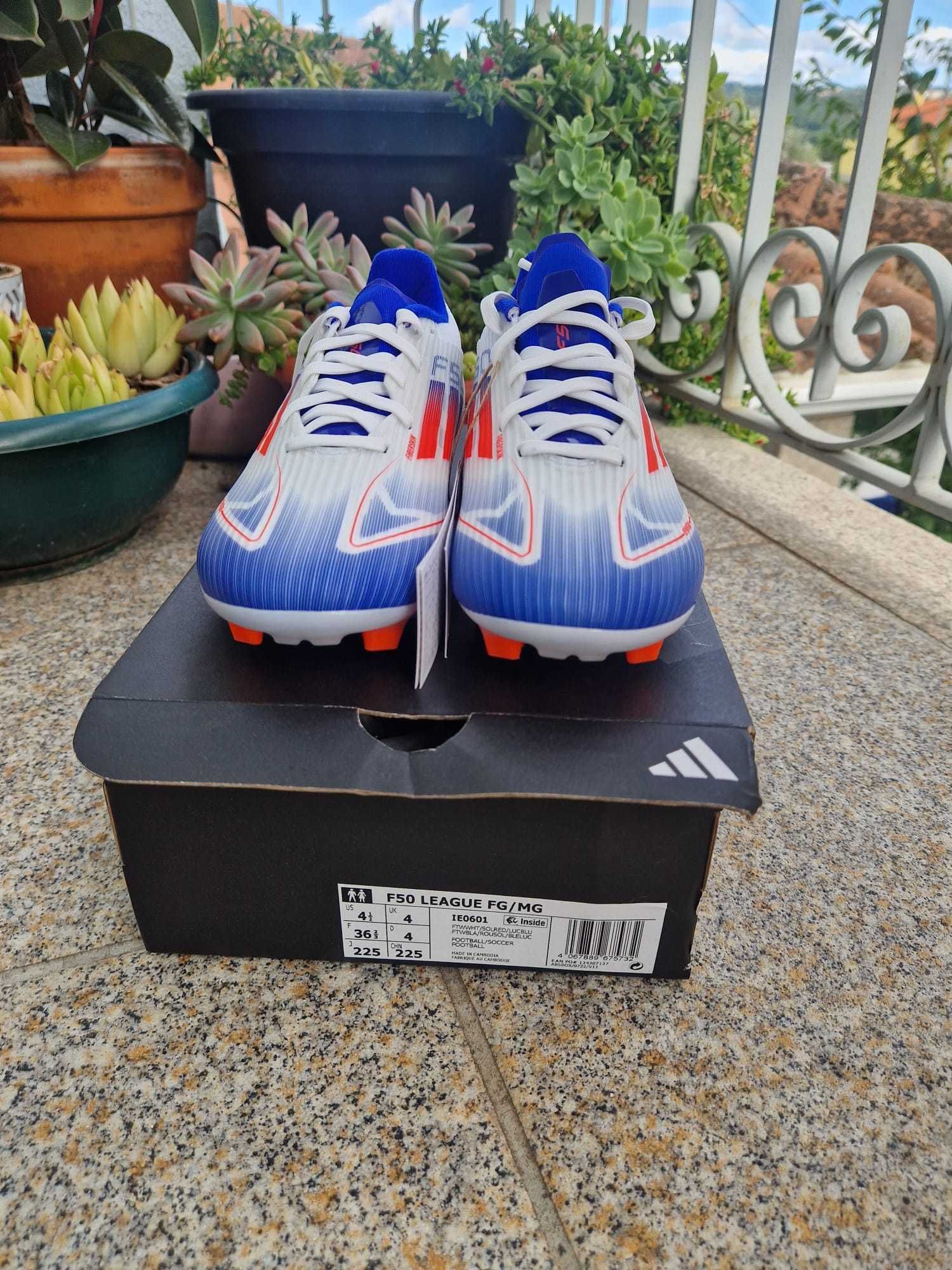 Chuteiras novas Adidas F50 League