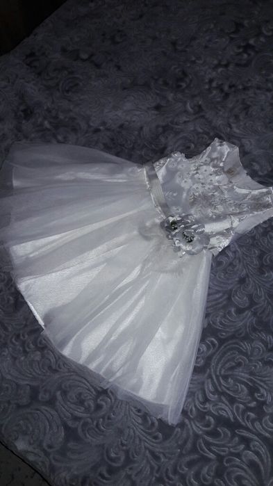 Праздничное нарядное платье