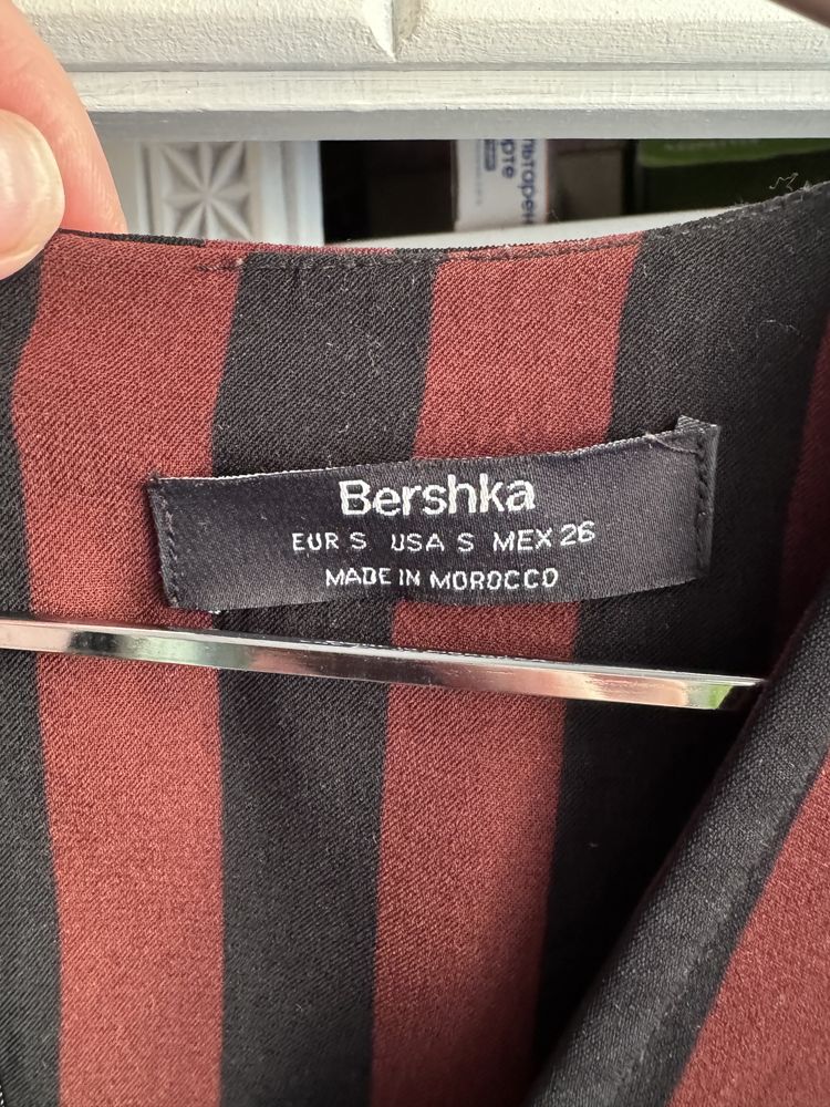 Сукня Bershka, розмір S