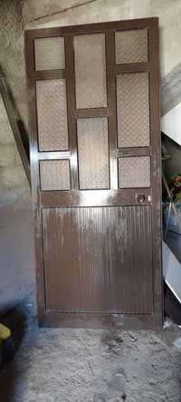 PORTA em ALUMINIO (Castanho)