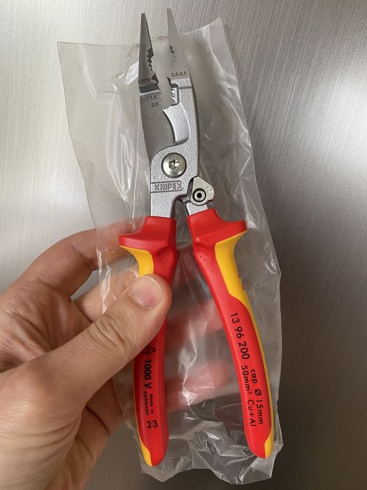 Клещи Knipex 13 96 200