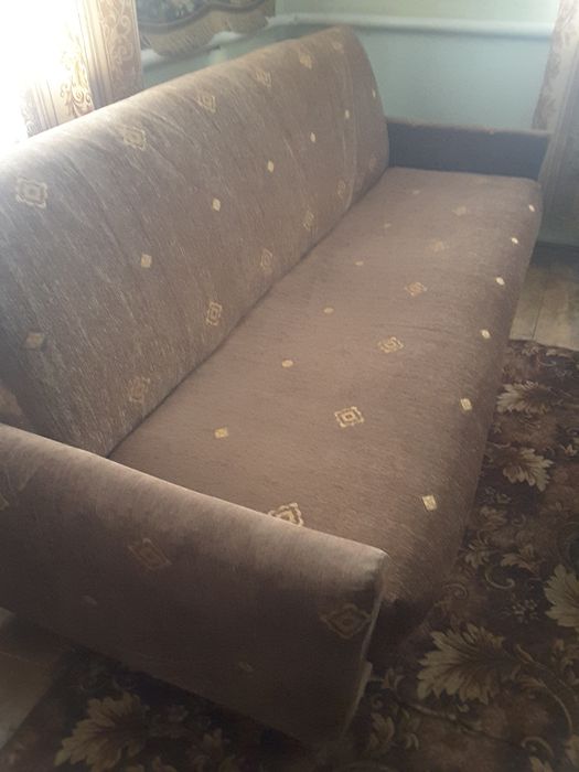 Продаю диван, крісла