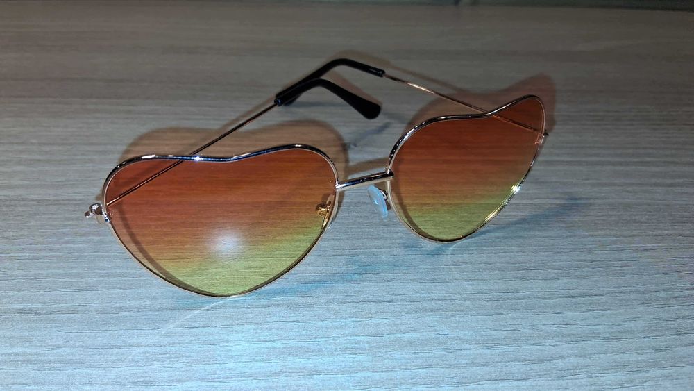 Modne Okulary Serduszka Cienkie Oprawki Kolorowe Gradientowe