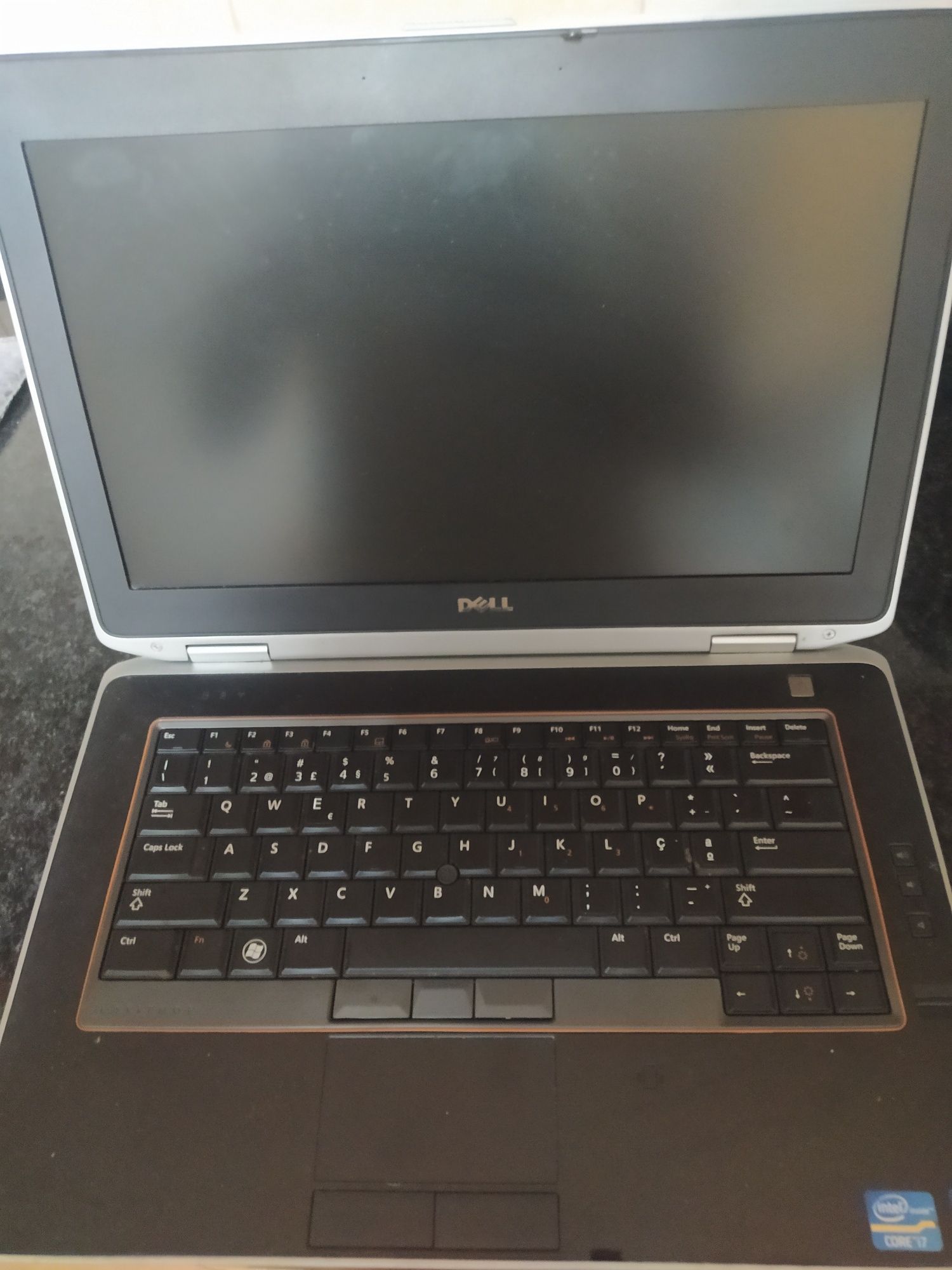 Portátil Dell latitude E6420