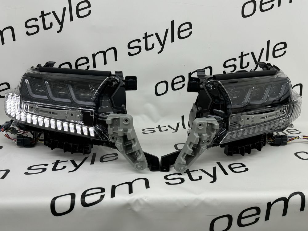 Фары Toyota Land Cruiser 200 2016-2020 FULL LED Lexus Style