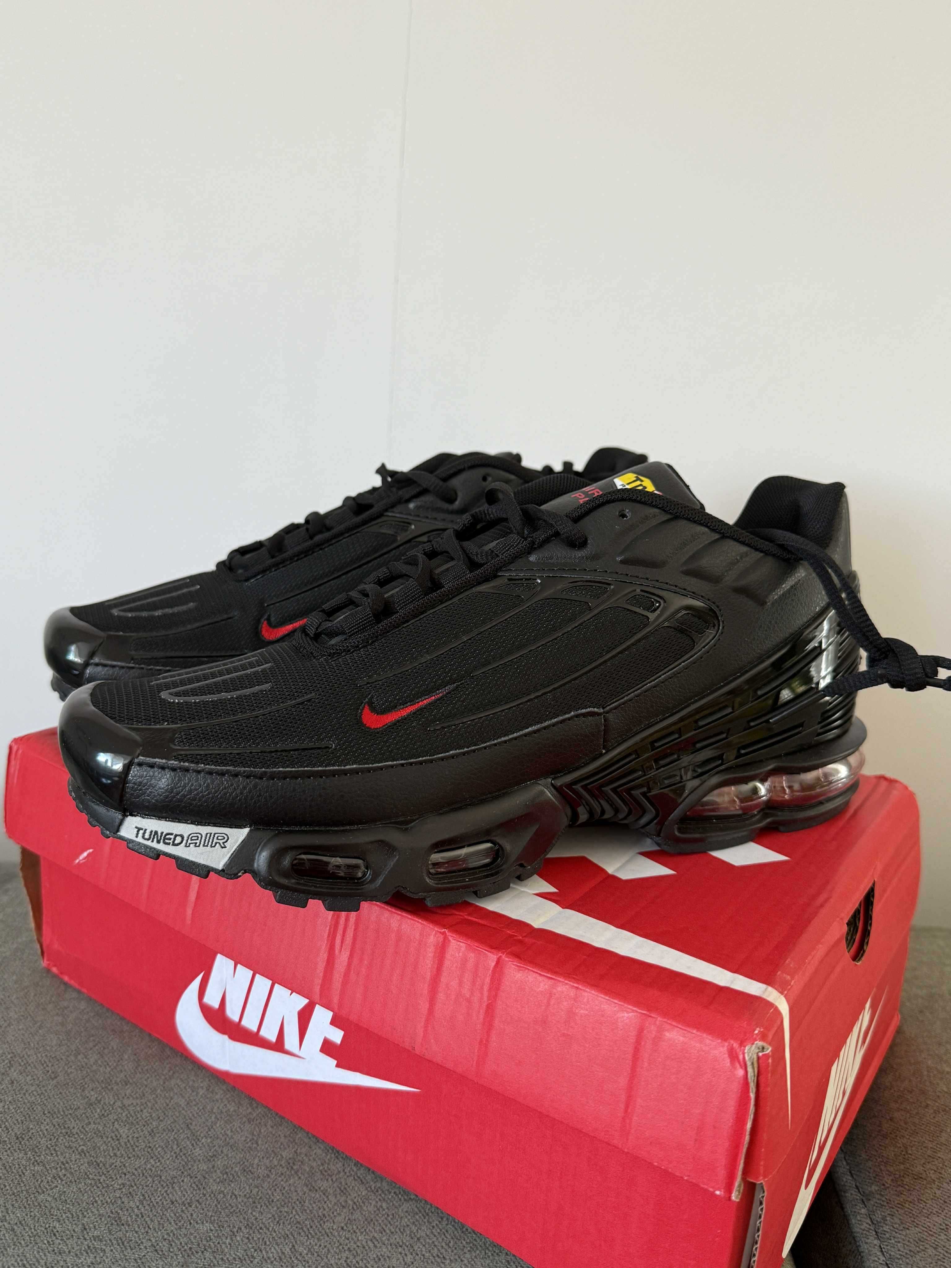 Nike Air Max Plus 3 – Black/Red r44