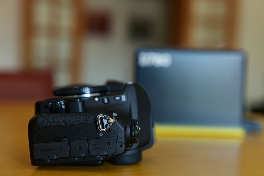 Nikon D780 (Corpo) - Como nova.