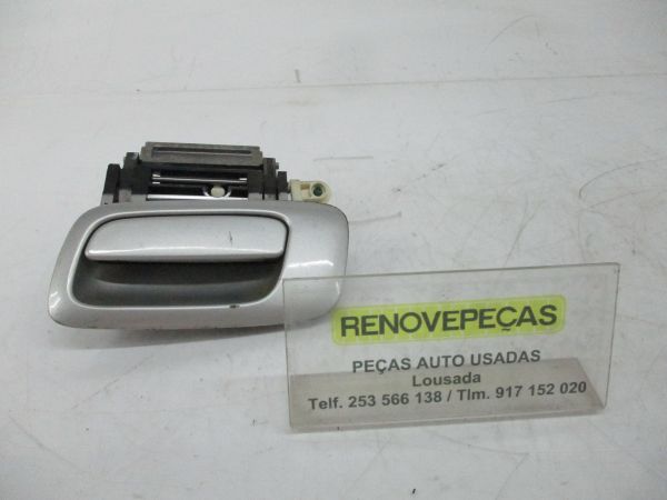 Puxador porta trás esquerdo OPEL Zafira A (F75_)