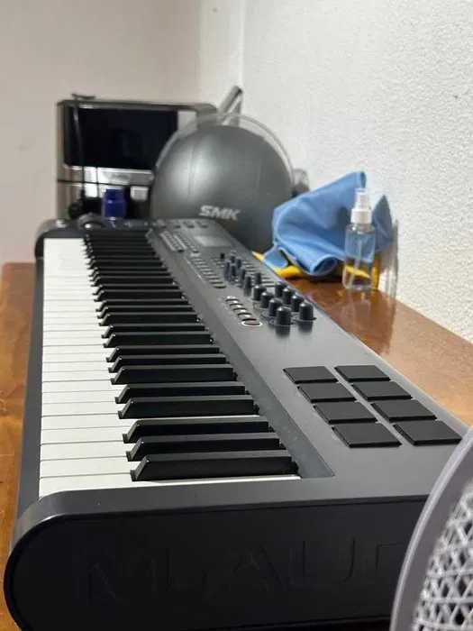 M-Audio AXIOM 61 Usado +  Bolsa