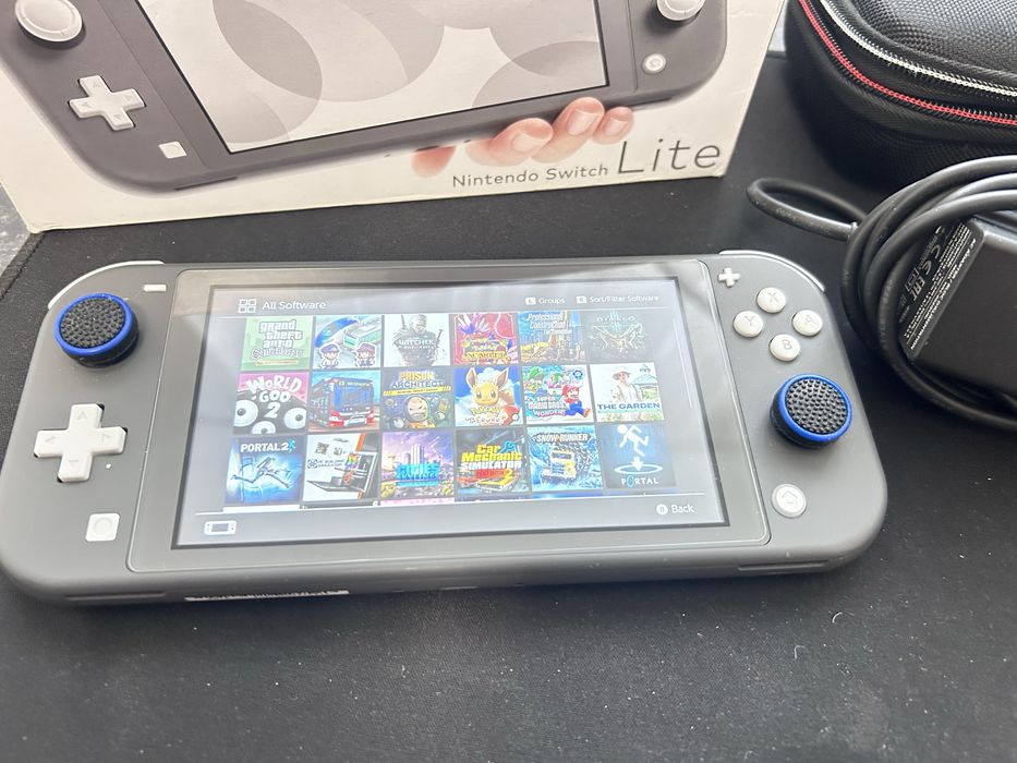 Nintendo switch lite w stanie bardzo dobrym