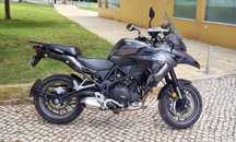 Benelli TRK 502 – ANO 2022 – Menos de 9.300 km